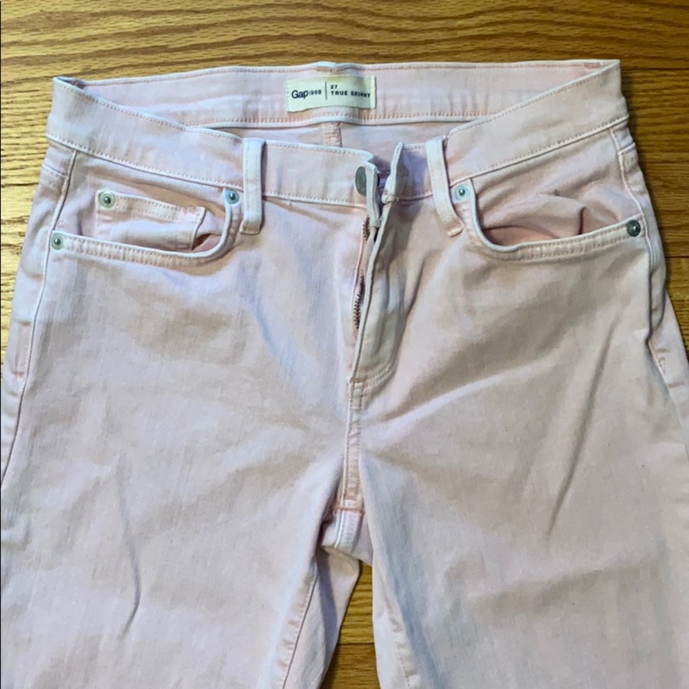 Gap True Skinny jeans size 27